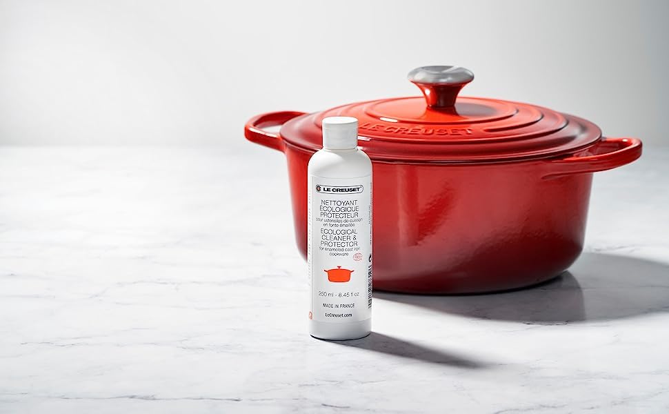 Le Creuset ecological cleaner and protector for enamelled cast iron cooking utensils, 250 ml, 71039