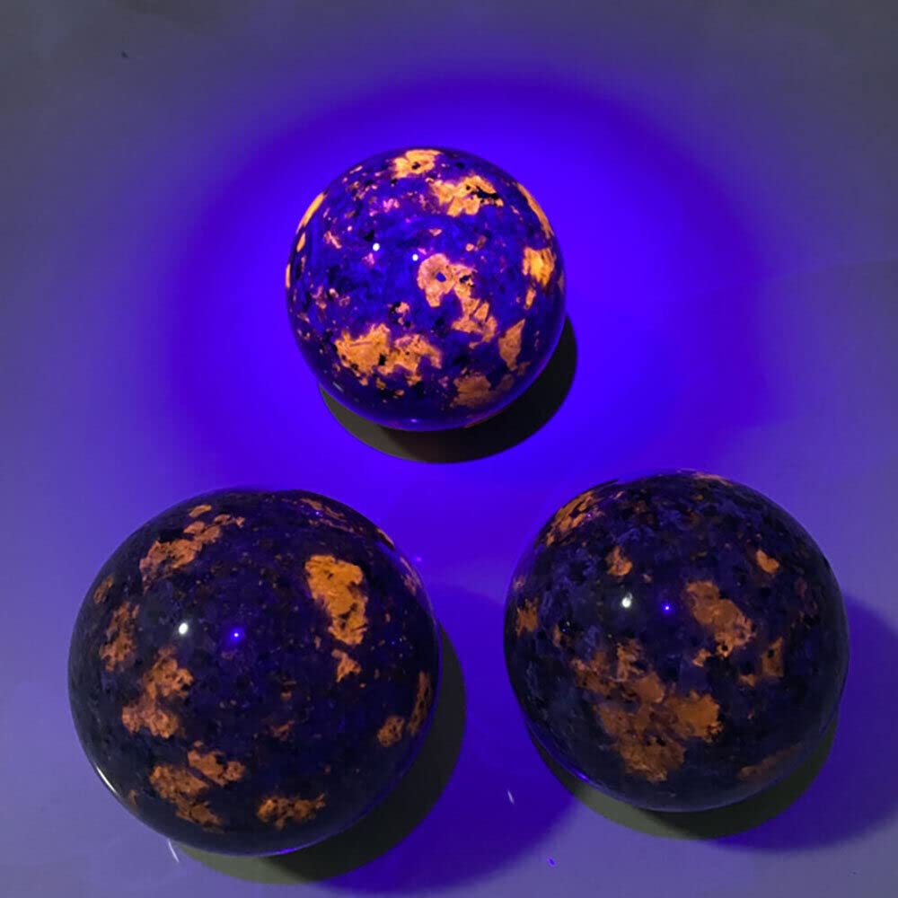 1PC Natural Stone Yooperlite Crystal Ball Powerful Chakra Energy Crystals Stones Sphere Spiritual 50mm