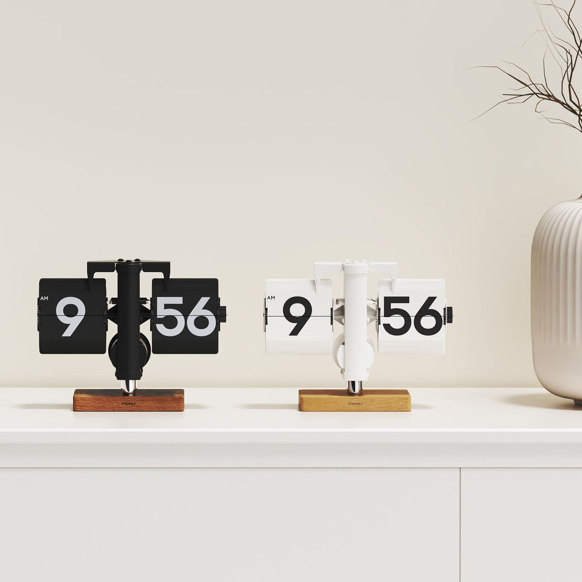 mooas Classic Modern Wood Mini Flip Desk Clock (White), Retro Vintage Analog Design Auto Flip Clock Table Clock Large Number Battery Powered, Ideal for Home Office School Hotel Café