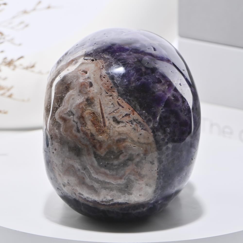 Bmuafry 2''Natural Dreamy Amethyst Crystal Skull Head Hand Carved Reiki Healing Stone Statue Healing Home Office Art Room Decoration