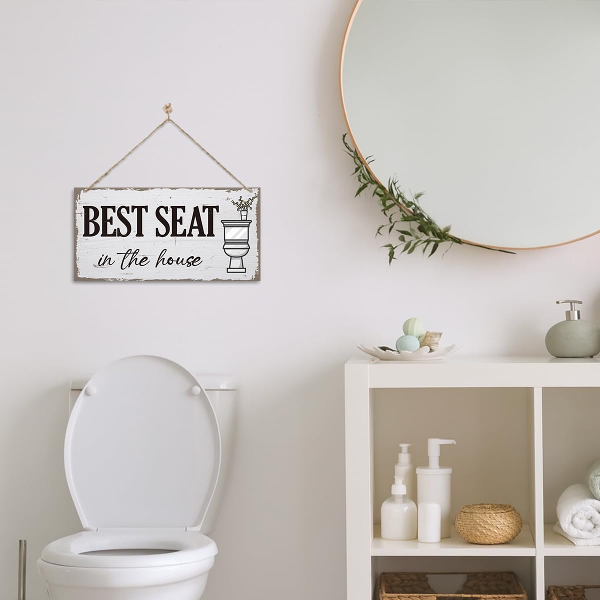 Funny Bathroom Sign Decor, Best Seat in the House Toilet Decoration, Rustic Farmhouse Toilet Wall Hanging Plaque, Bathroom Decoration with Rope Hanging 13.8 * 6.9 Inches