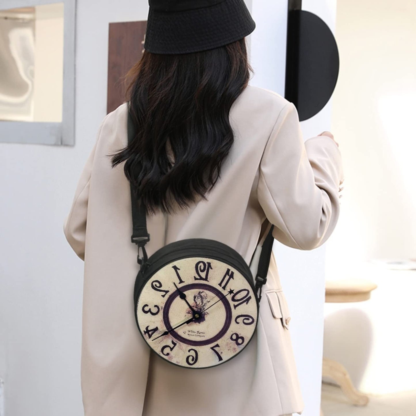 Sannovo Halloween Women's Clock Print Round Clock Purse Women's Shoulder Handbags with Zippered Soft Durable Crossbody Bag for Outdoor, Gift for Mom