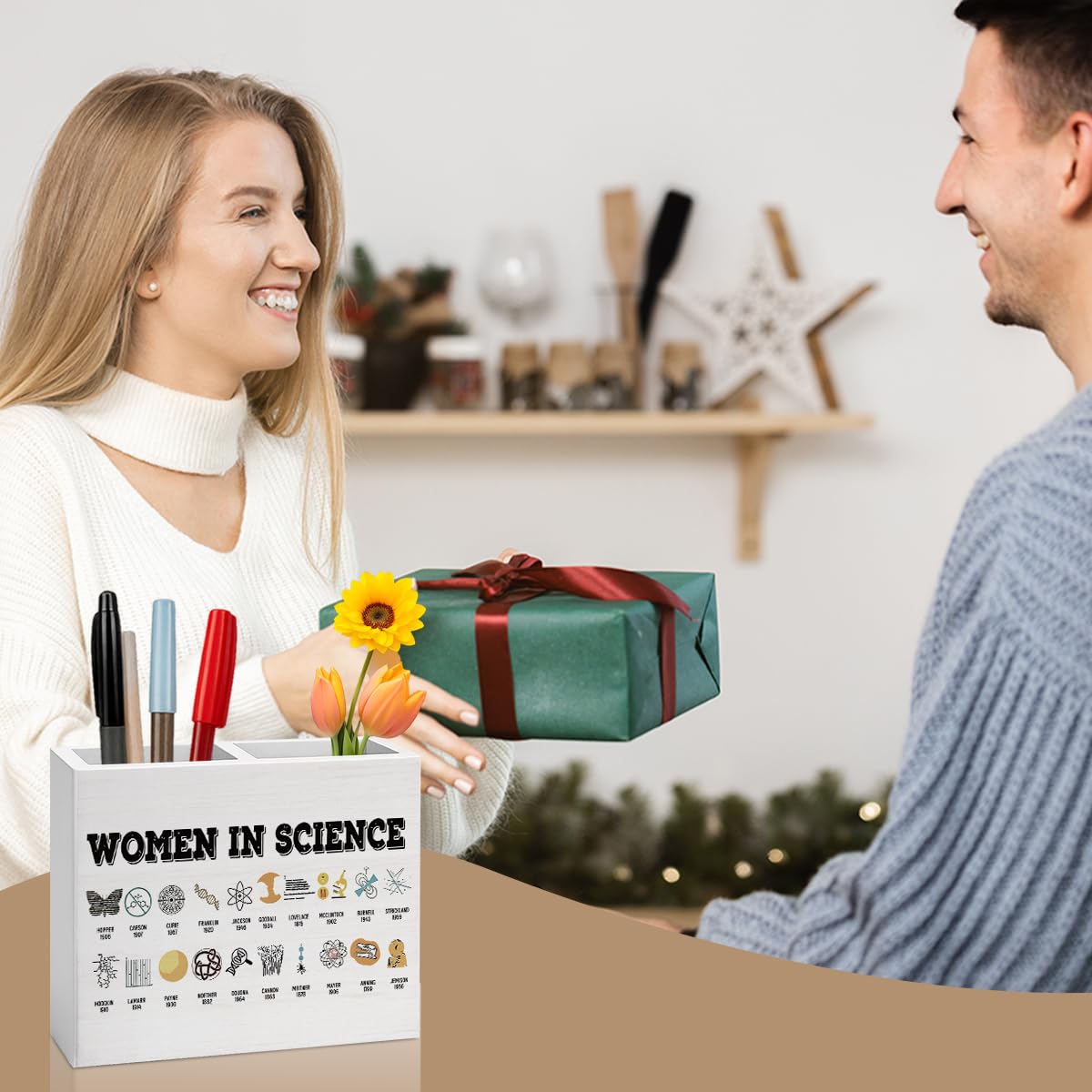 Women in Science Pencil Holder Decor Science Teacher Gifts Chemistry Theme Wooden Organizer Vase for Office Home Desk Table Teacher Appreciation Gifts for Office