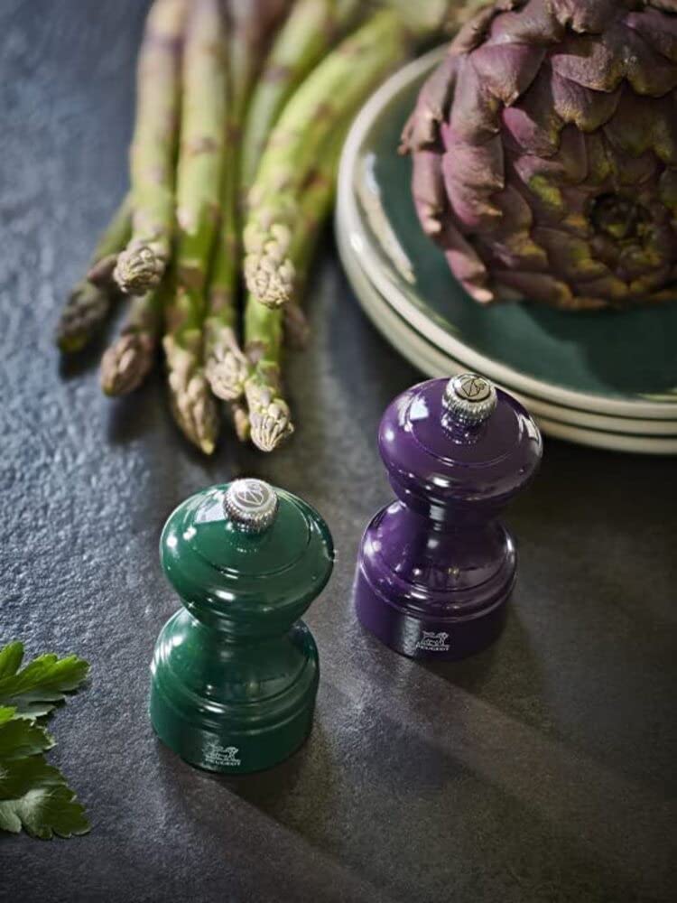 PEUGEOT- Bistro Salt Mill - Classic Salt Grinder - Made with PEFC Certified Wood - Made in France, 10 cm -4 in. Saffron Yellow