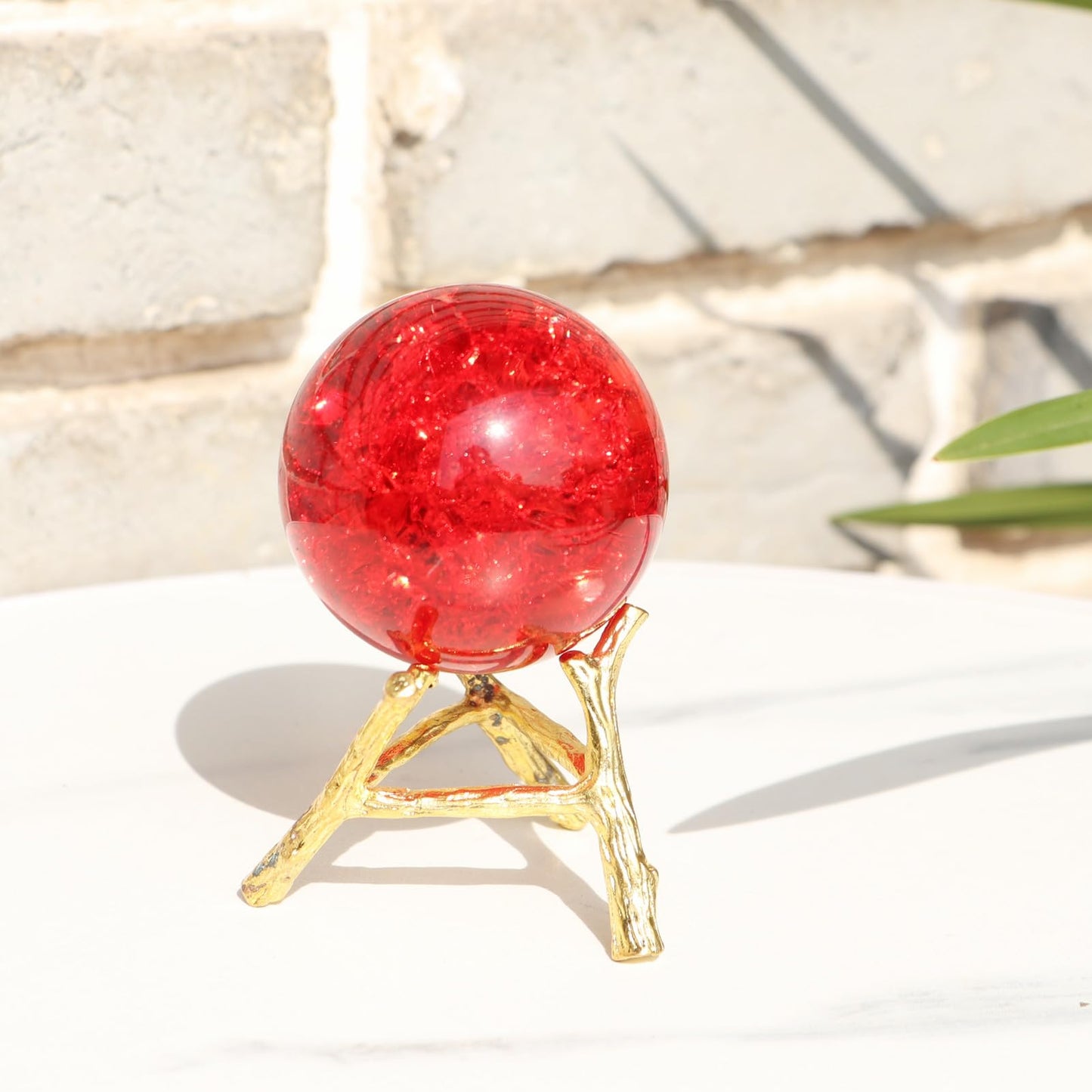 50mm Crystal Ice Cracked Balls with Metal Branches Base Paperweight K9 Glass Decorative Ball Decor for Home Table Room Office Wedding Ornaments (Red)