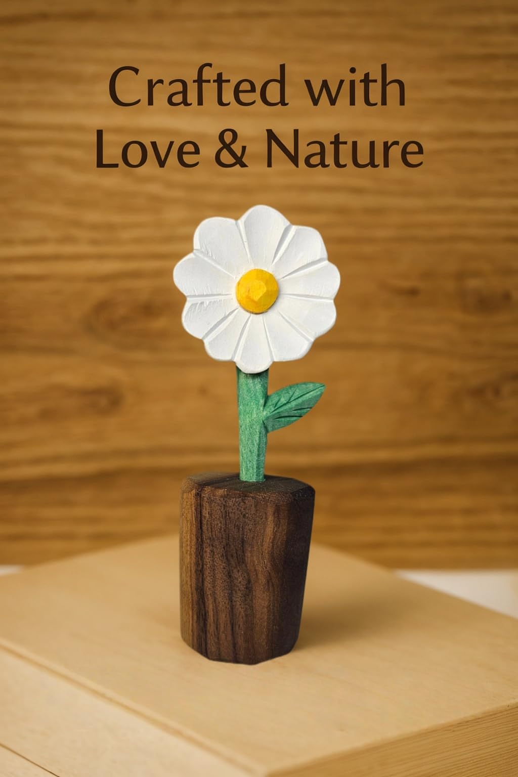 Wooden Daisy Figurine with Gift Box – Handcrafted Decorative Flower Statue, Cute Mini Ornament for Desk, Shelf & Home Decor, Perfect for Birthday, Mother's Day, Anniversary & Thank You Gifts