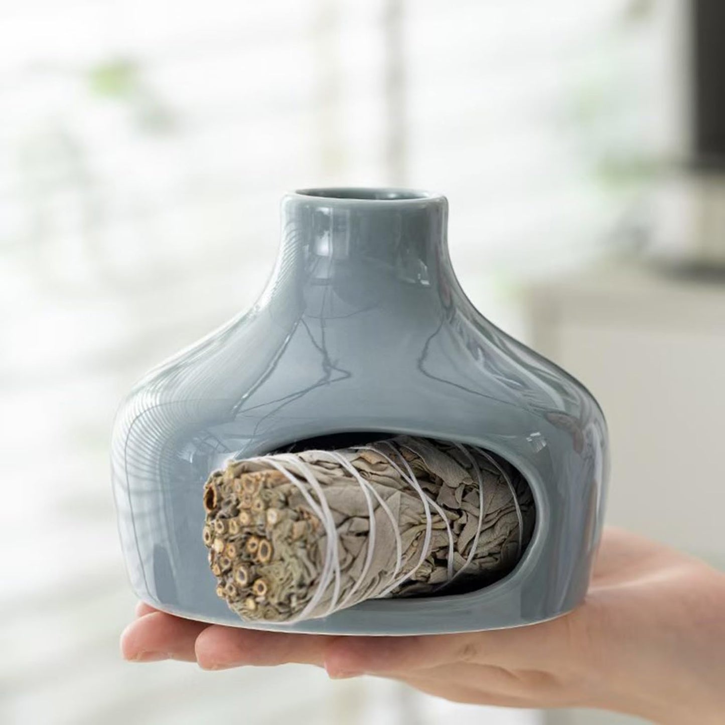 METACKLE Ceramic Palo Santo Holder, Burner and Chimney for Sage, Incense Sticks, Meditation, Yoga, Relaxation, with Heat-Resistant Base, Home Decor