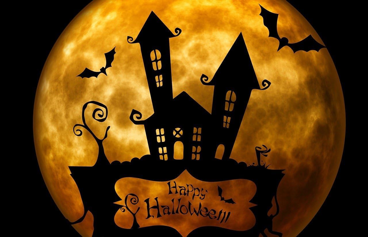 Halloween Snacks Gift Basket with Candy, Cookies, Bars & Snacks (38 Count) - Fun Halloween Care Package for College Students, Teens & Adults, Trick or Treat Sampler for Parties & Sharing