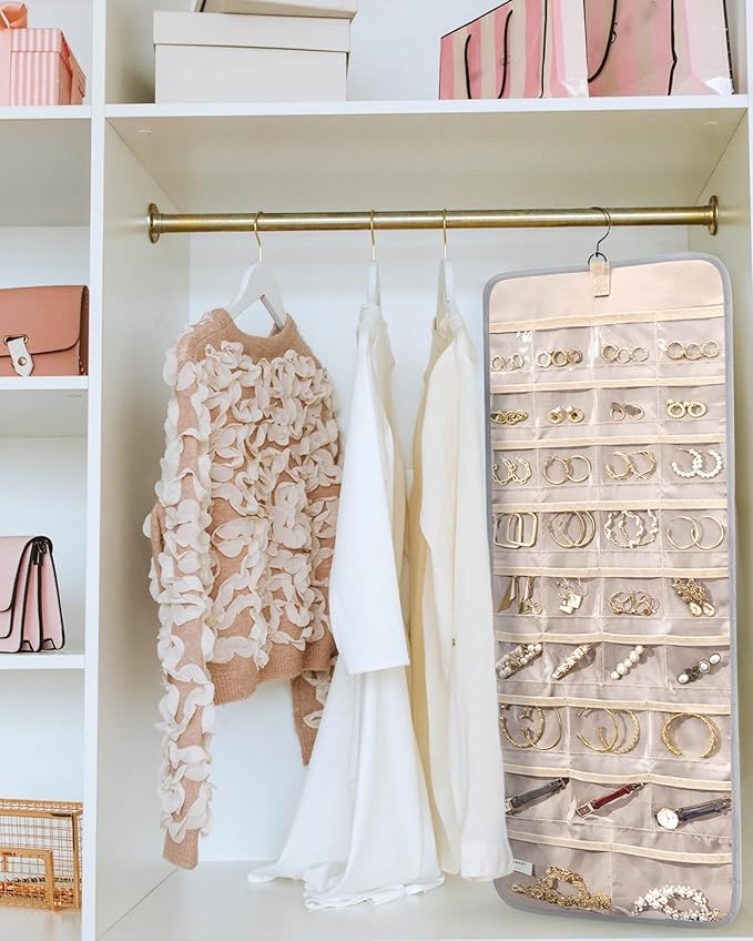 BAGSMART Hanging Jewelry Organizer Storage Roll
