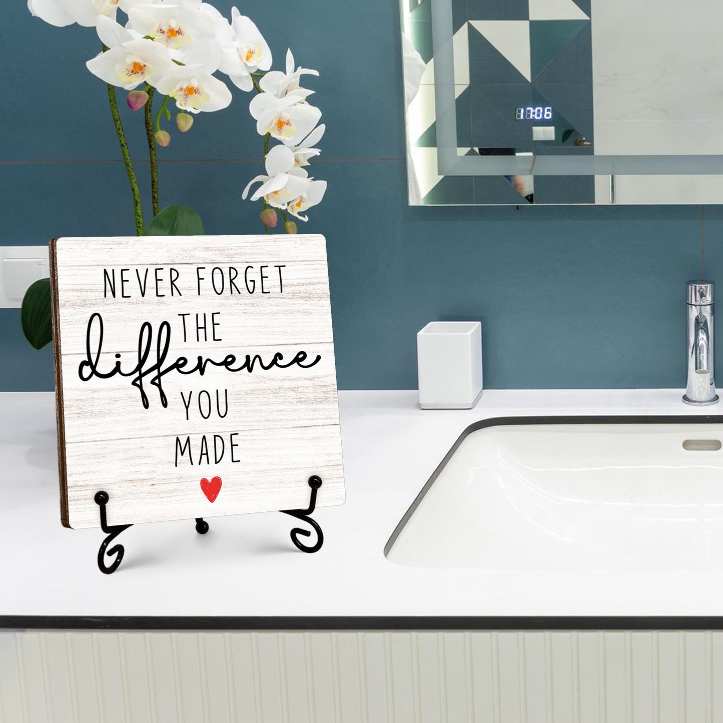 Inspirational Office Gifts for Women, Difference Maker Desk Decor, Never Forget The Difference You Made Wooden Sign, Birthday Gifts for Men Friends Coworkers, Motivational Office Decor, 5"x5"-A16