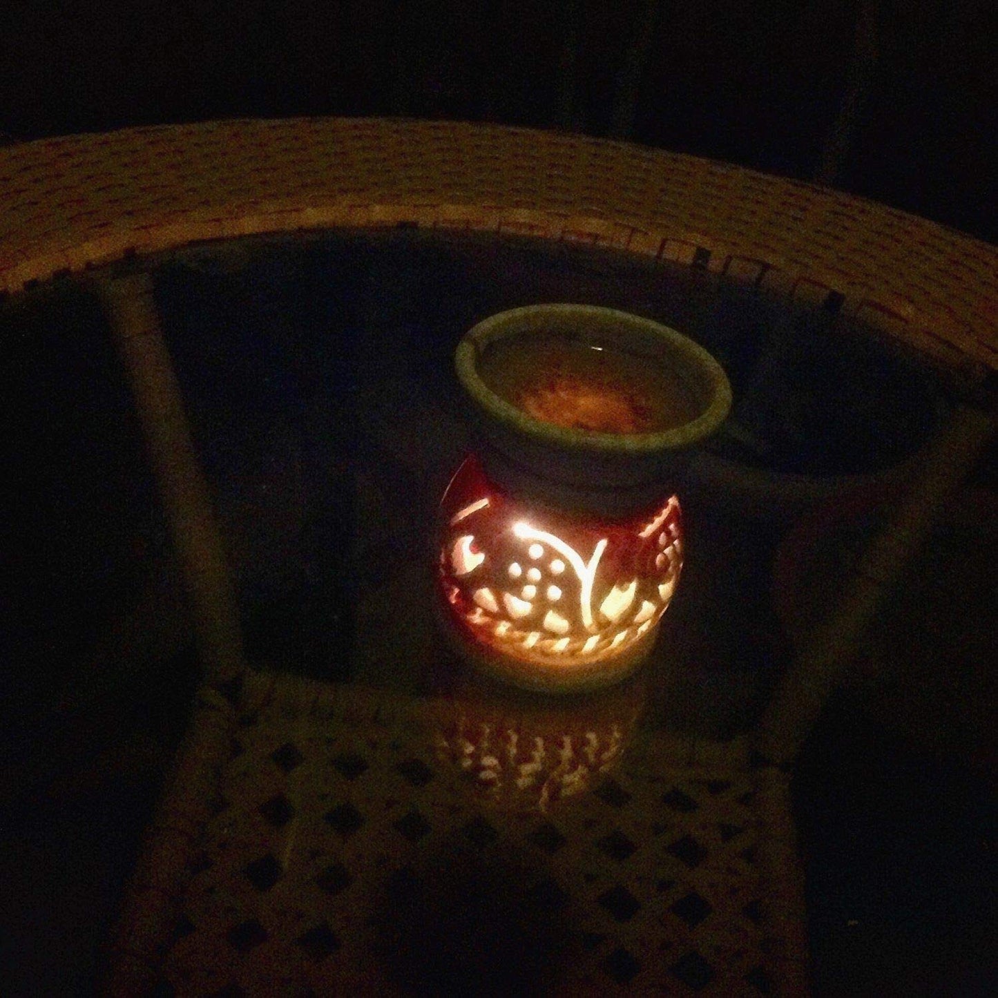 Hand Carved 3' Oil Diffuser Made of Soapstone with Tea Light Holder by Shalinindia - Aromatherapy