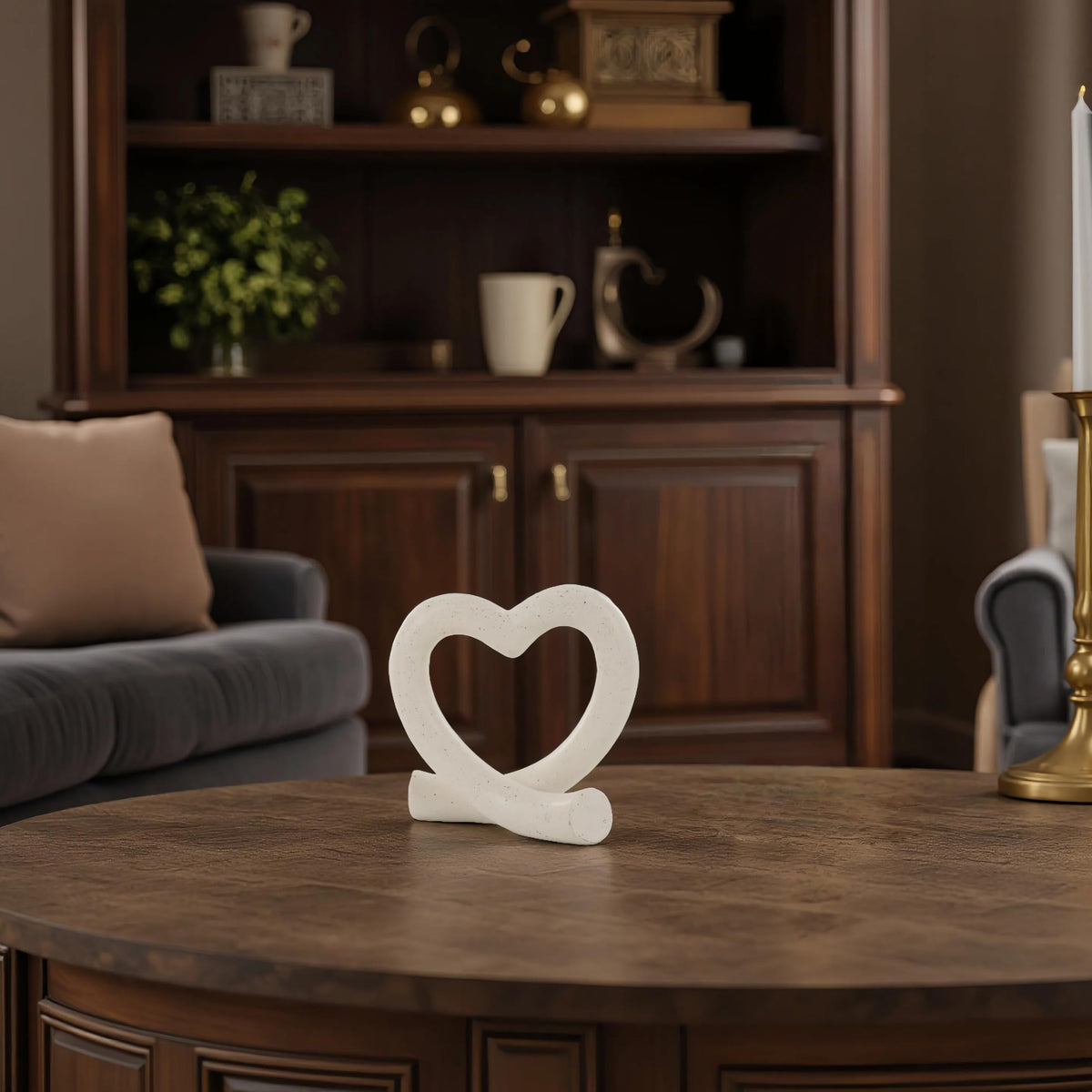 Lescafita Heart Decor Sculpture, Love Heart Statue Minimalist Modern Home Decor for Living Room Bedroom Desk Shelf Coffee Table, Romantic Meaningful Gift