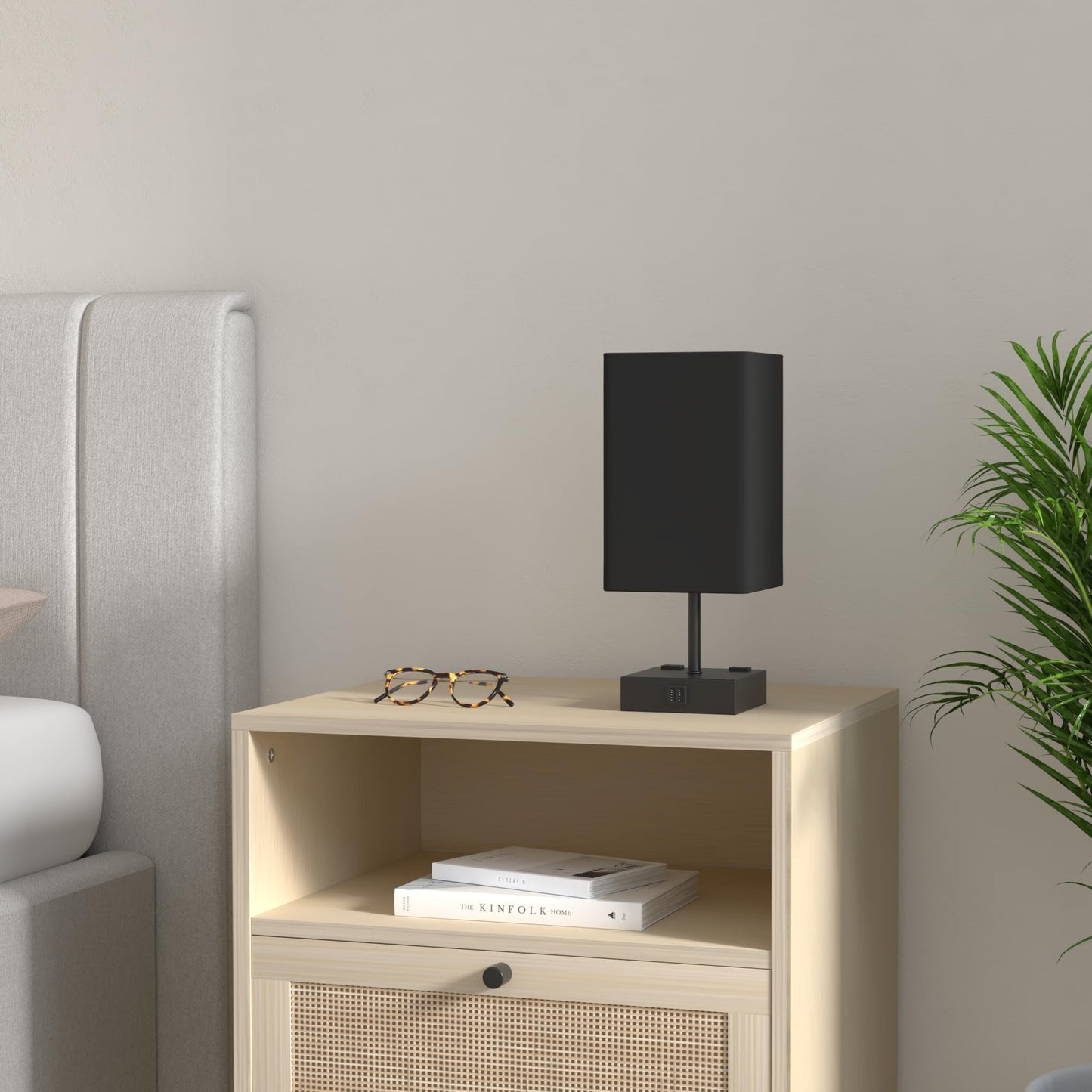 Sailstar Table Lamp for Bedroom, 3 Way Dimmable Touch Bedside Lamp, Small Lamp with 2 USB C+A Charging Ports, Black Nightstand Lamps for End Table, Living Room, Desk, Bulb Included