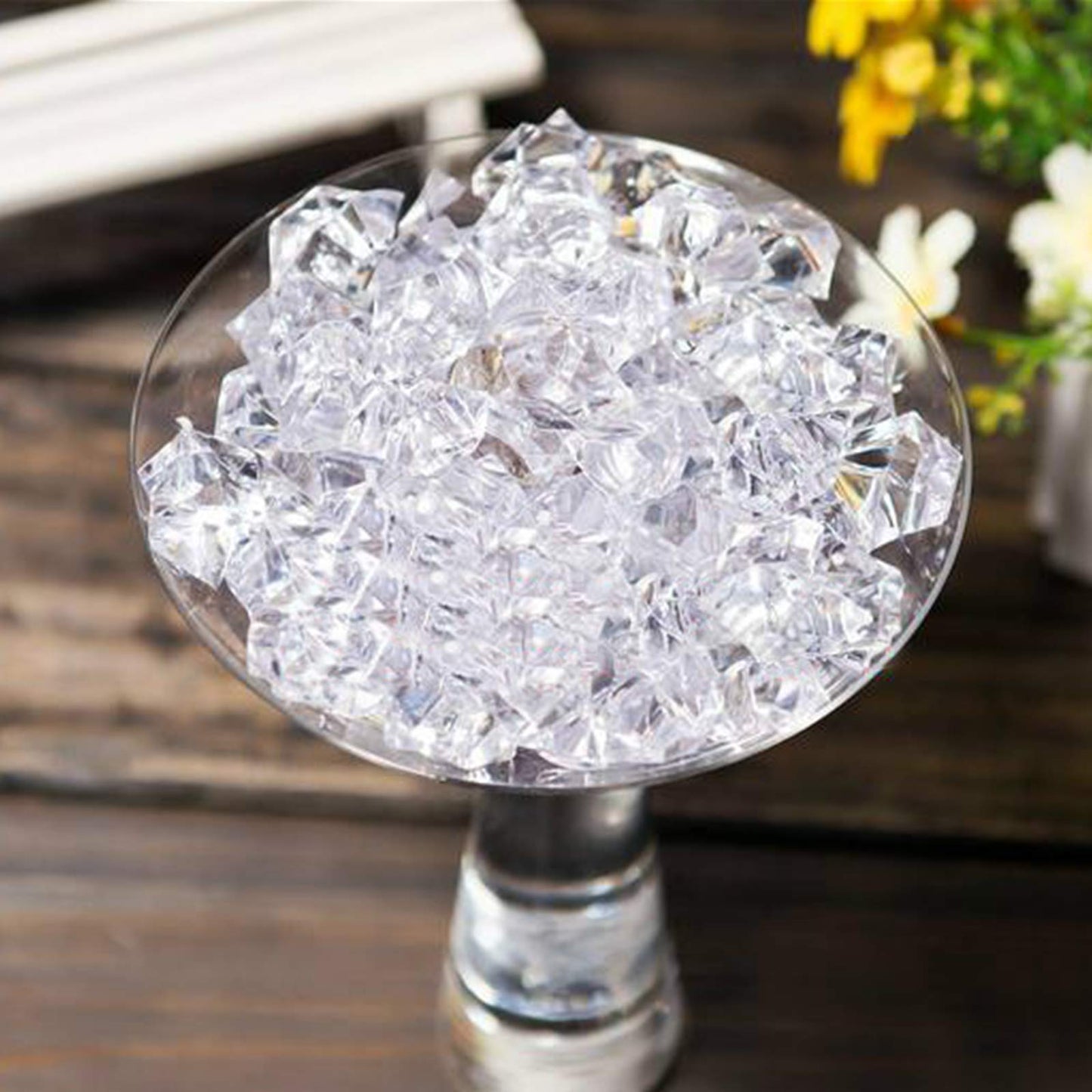 Jucoan 1000 PCS Fake Ice Cubes, 4.5 lbs 1 Inch Irregular Acrylic Crushed Ice Rocks Vase Fillers for 2-3 Quart Vase, Artificial Crystals Diamond Gems for Table Scatters, Wedding Party Centerpieces