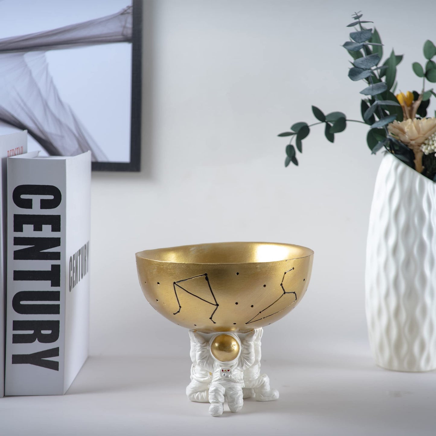 BUTILIVEEN Astronaut Decorative Bowl for Sundries, Spaceman Candy Bowl, Key Holder and Jewelry Storage Box, Astronaut Decor, Gifts for Spaceman Lover, Resin, 5.09" W