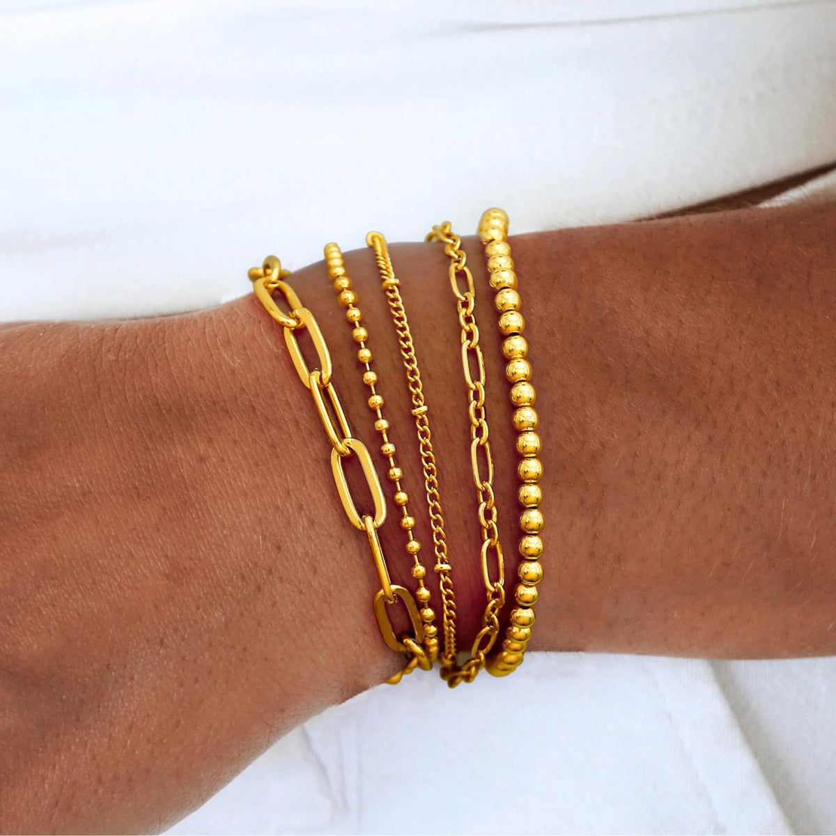 Waterproof Gold Bracelet Stack for Women Non Tarnish,Stainless Steel Dainty Bracelets Layered Paper Clip Bracelet Chain Bracelet for Women Jewelry