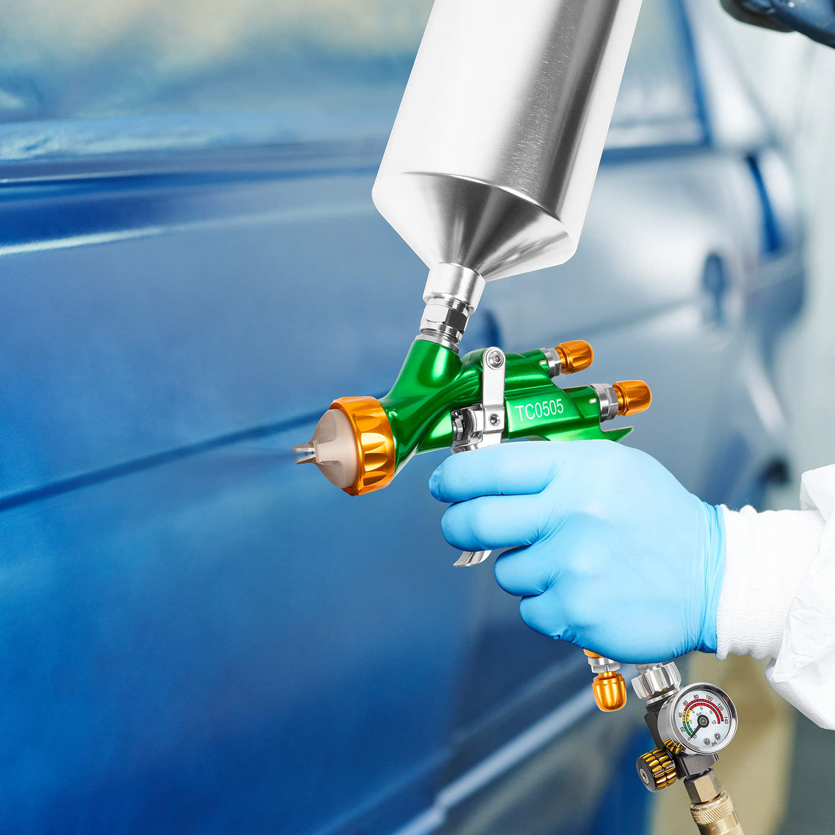 BEETRO HVLP Professional Gravity Feed Air Spray Gun, 280-320mm Wide Spray Pattern 1.3/1.4mm Nozzle with Air Control Valve, 1000ml Capacity 14CFM 29-32psi, 1/4 Adaptor and Filter