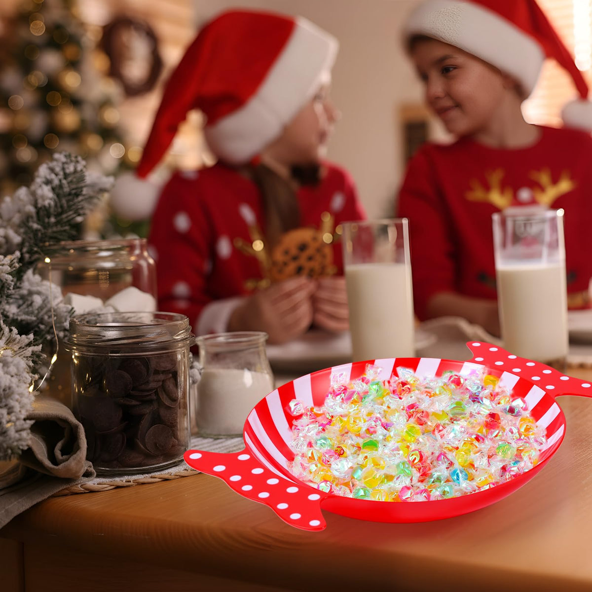 Wiwiqing 2 Pcs Christmas Peppermint Candy Tray Dishes Red Candy Platter Plastic Serving Dessert Plates Tableware Christmas Decorative Plates Dinnerware for Xmas Holiday Party Favor (Red)