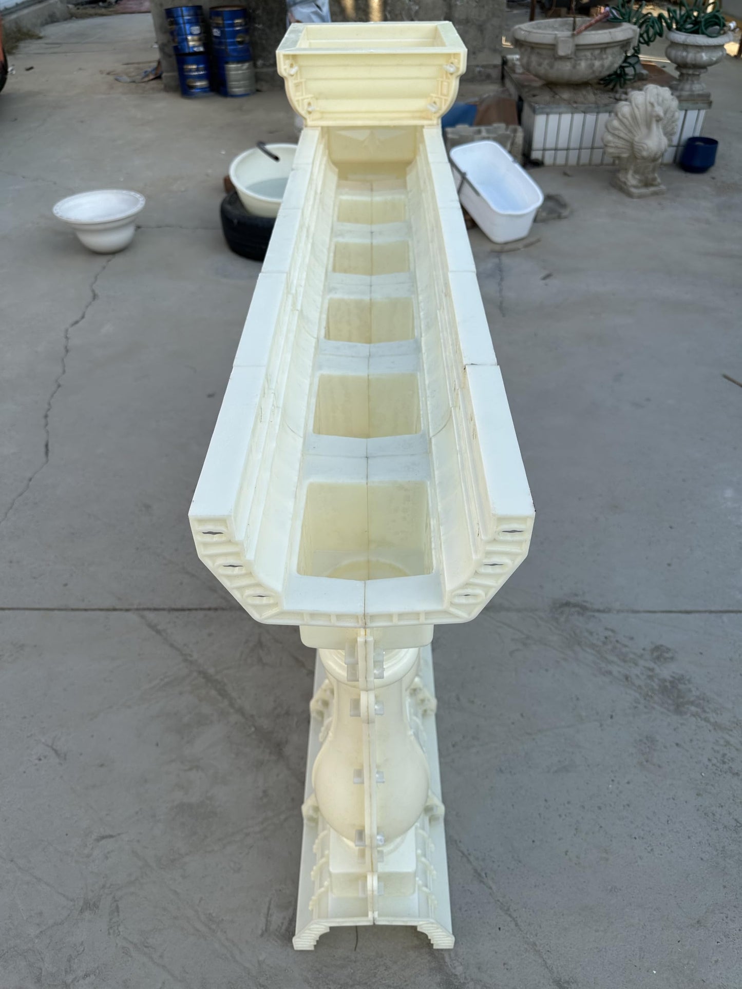 5pcs Per Meter ABS 89cm Terrace Casting Decorative handrail vase Column Concrete Fence Form Balustrade Mold for Sale