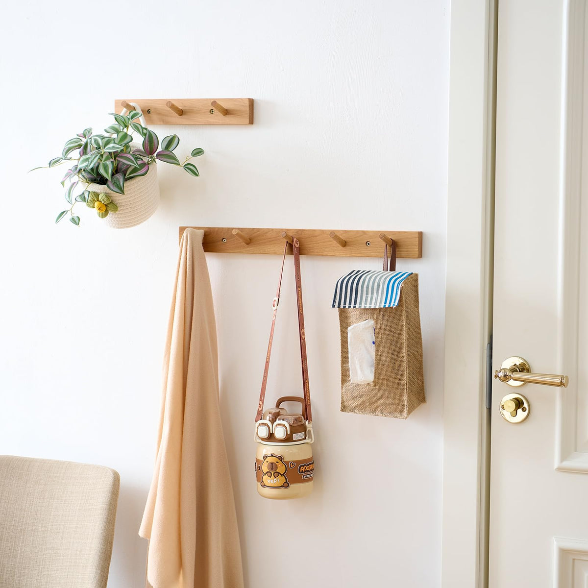 TRWISWDC Hickory Wood Coat Rack Wall Mount, 24 Inch Coat Hook Hanger Wooden Wall Coat Rack with 6 Hooks for Purse Clothes Towels Hats in Entryway Bedroom Bathroom, Natural