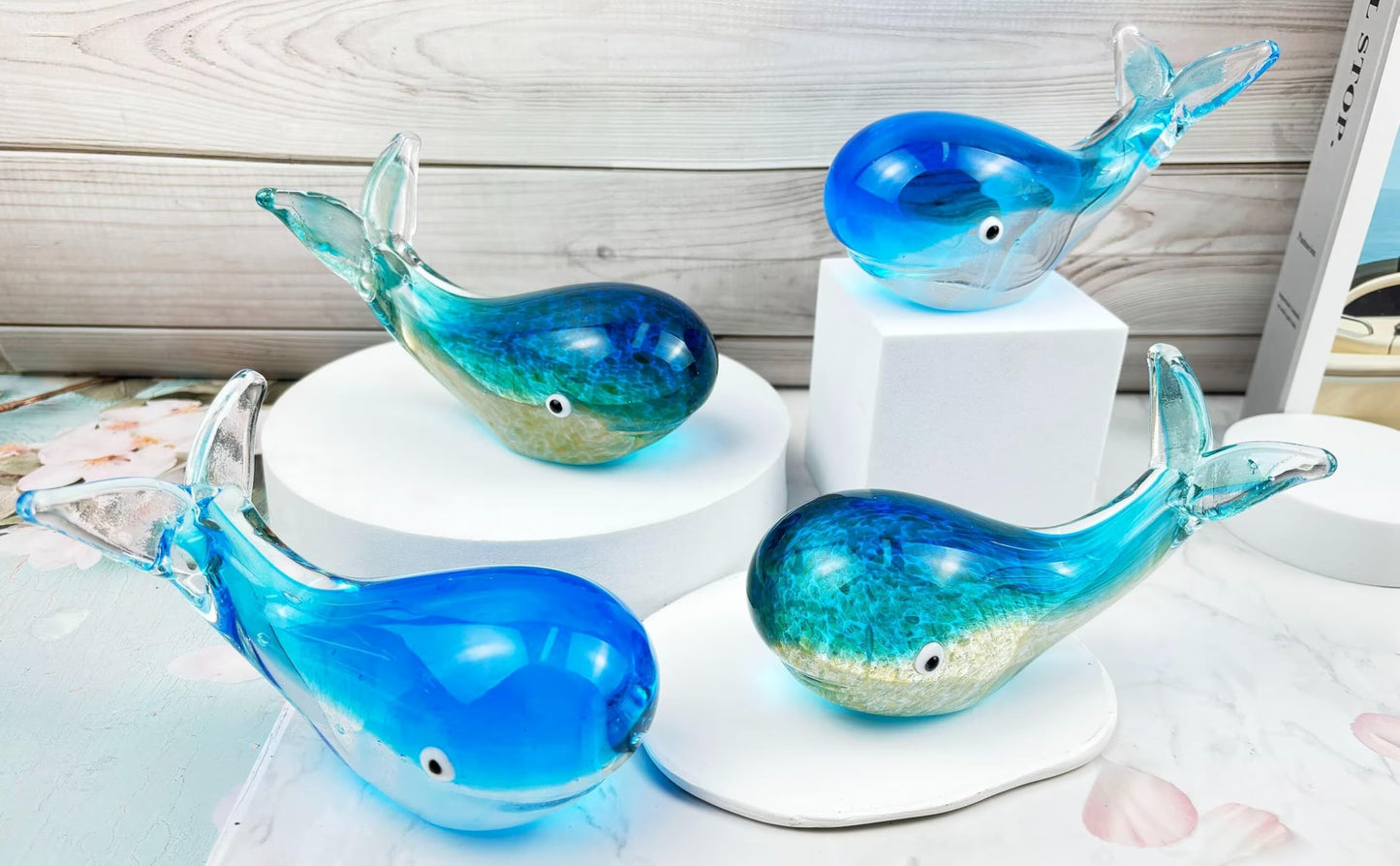 FZBHRO Crystal Whale Figurine Hand Blown Glass Whale Statue Collectibles Art Glass Sea Animal Paperweight Home Table Decor Gift Blue 5.1''