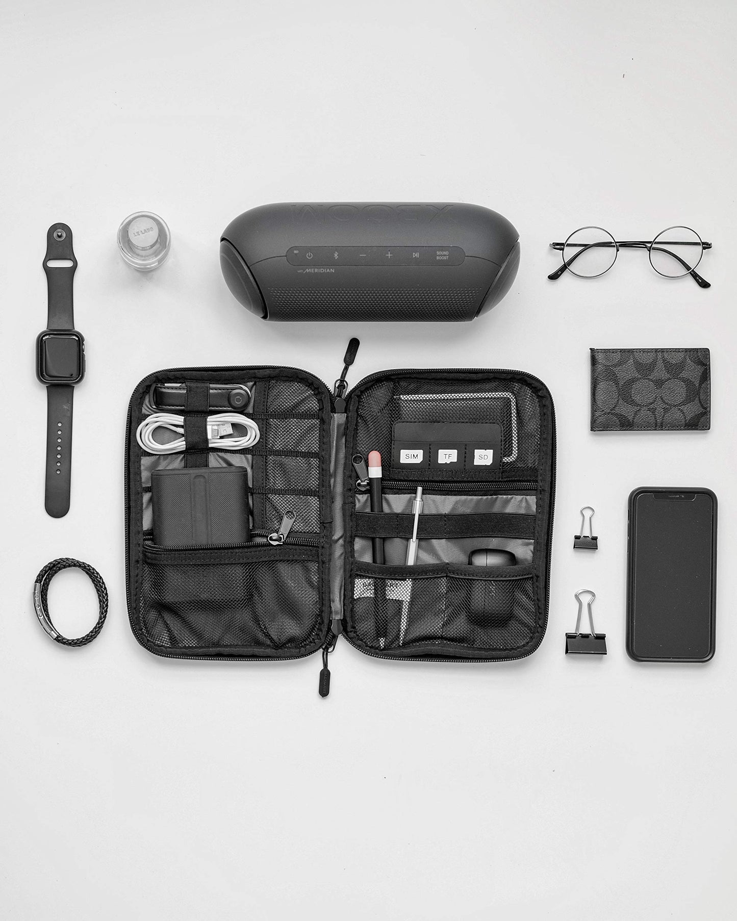 BAGSMART Large Electronics Travel Organizer Case, Tech Accessories Cord Storage Bag for Phone, Power Bank, SD Card, Cables, Grey