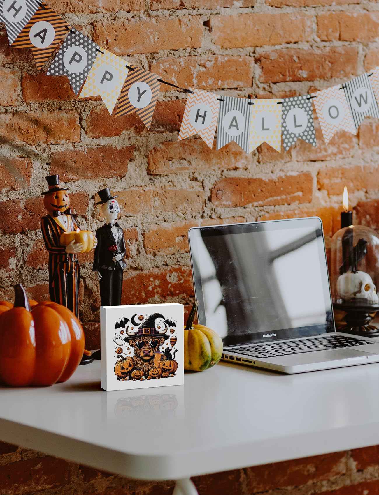 Foritho Funny Halloween Witch Highland Cow Wooden Box Sign Plaque, Halloween Wood Signs for Home Office Desk Shelf Table Decor, Witchy Halloween Decor, Halloween Decorative Signage,5x5 Inch