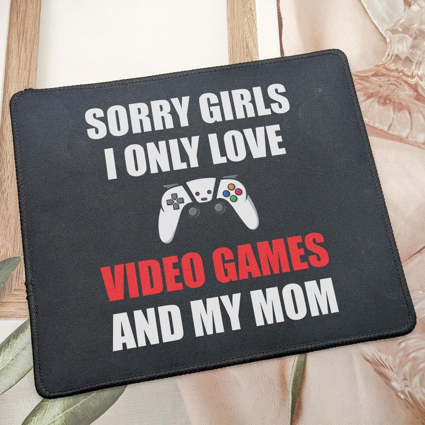 I Love Video Games and Mom Mouse Pad - Valentines Day Video Games Boys Teens - 9.5 x 7.8 Inch Mouse Mat Gaming Gamer Gifts - Funny Gifts Idea for Men