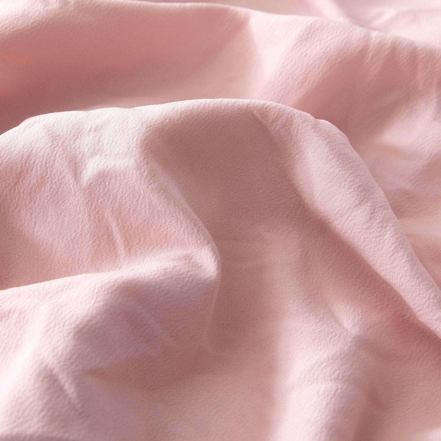 Amazon Basics Kids' Pink Bedding Set, 5-Piece Jacquard Bed-in-a-Bag with Comforter, Fitted Sheet, Flat Sheet, Pillowcase, Pillow Sham, Deep Pocket 16", All-Season, Pink Tufted, Twin