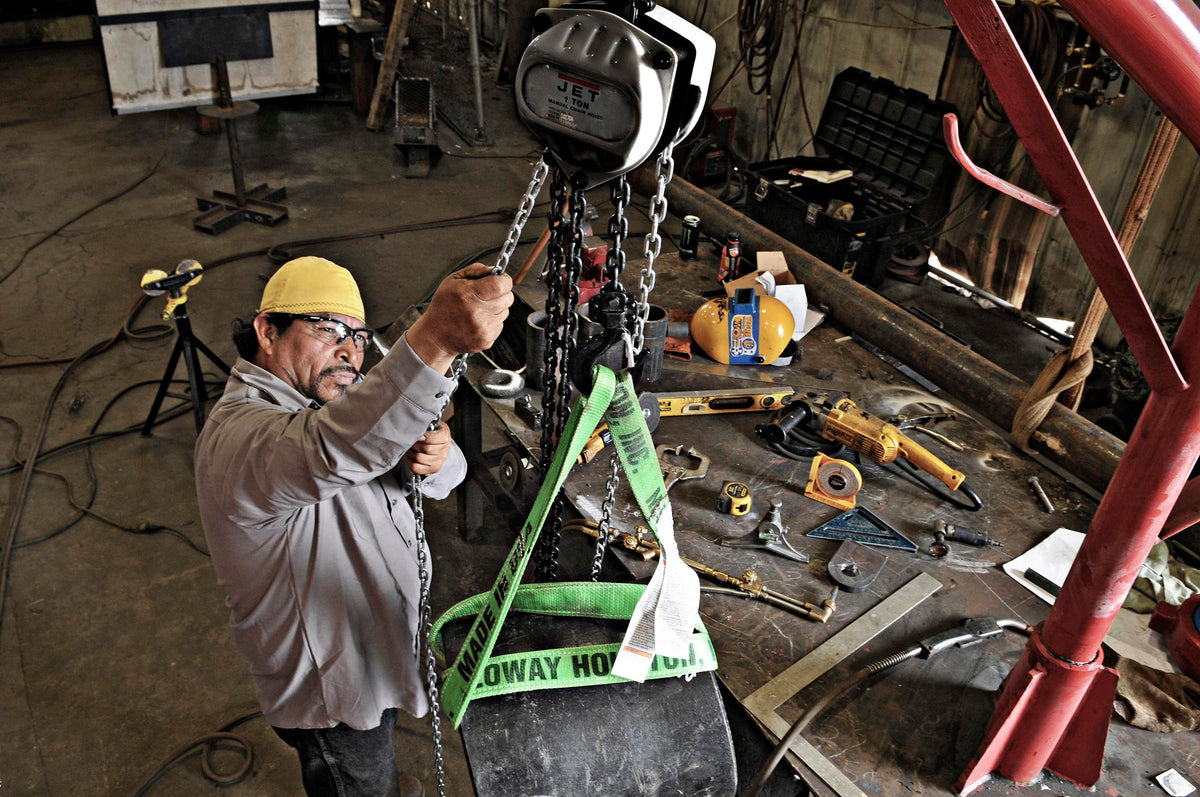 JET 1-1/2 Ton Hand Chain Hoist, 30' Lift (Model S90-150-30)