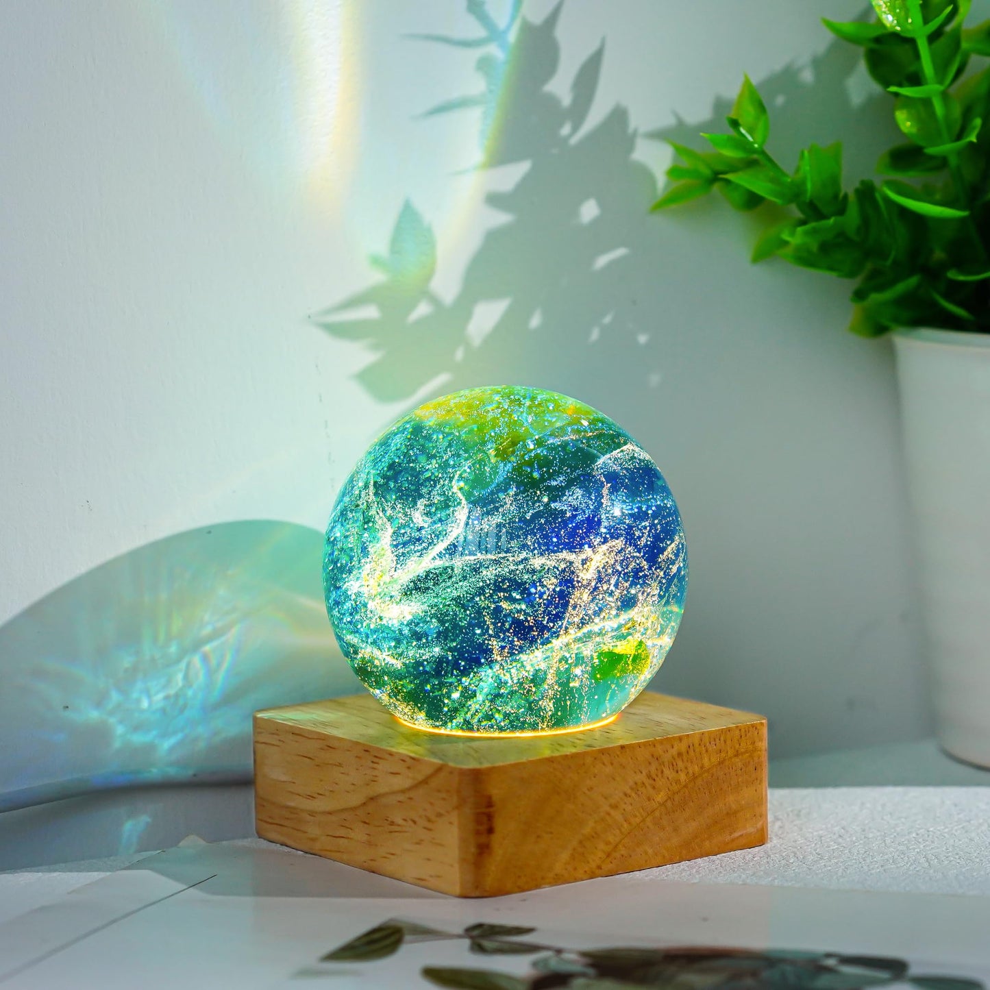 LOULIQIGIFT Colorful Ice Cracked Crystal Balls with Wooden Light Base 60mm Glass Spheres and 2Pcs LED Wooden Display Base for Crystal Glass Art Square Wooden Lamp Base