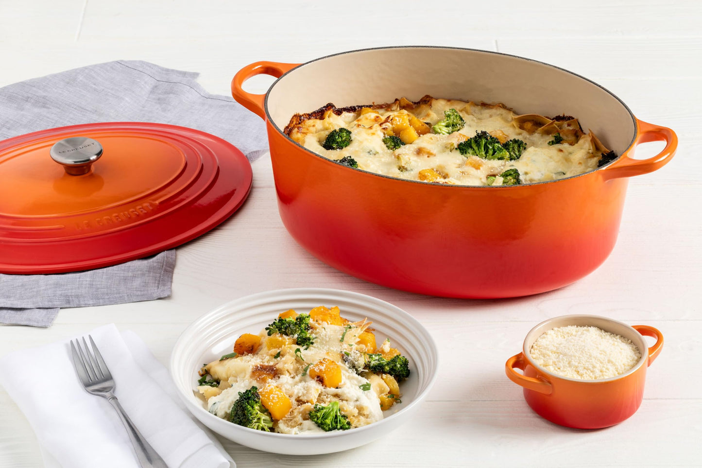 Le Creuset Stoneware Set of 4 Pasta Bowls, 8.5" each, Sea Salt