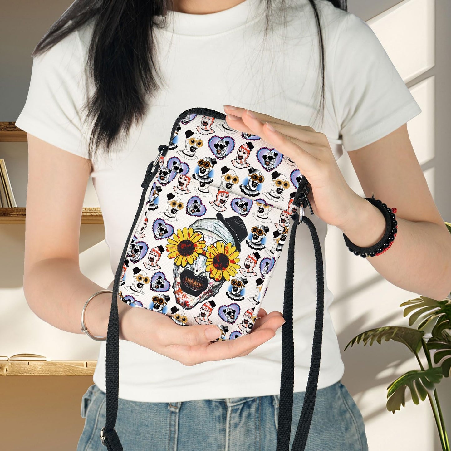 BWWKTOP Horror Clown Crossbody Bag Scary Art Clown Gift Work Of Art Makeup Bag Horror Movie Fan Gift Merchandise (Sunflower Glass-xk B)