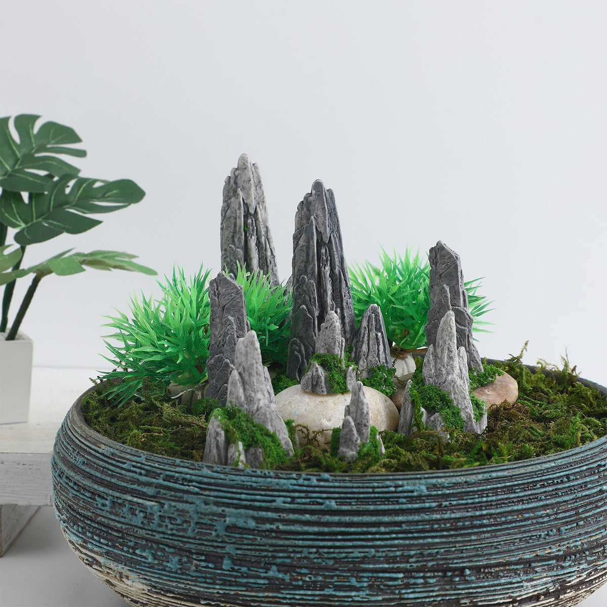 GANAZONO Mini Rockery Decoration Miniature Zen Garden Mountain Decor 8Pcs Bonsai Ornament Accessories Mini Bonsai Figurines Ornament Plant Pot Terrarium Decor