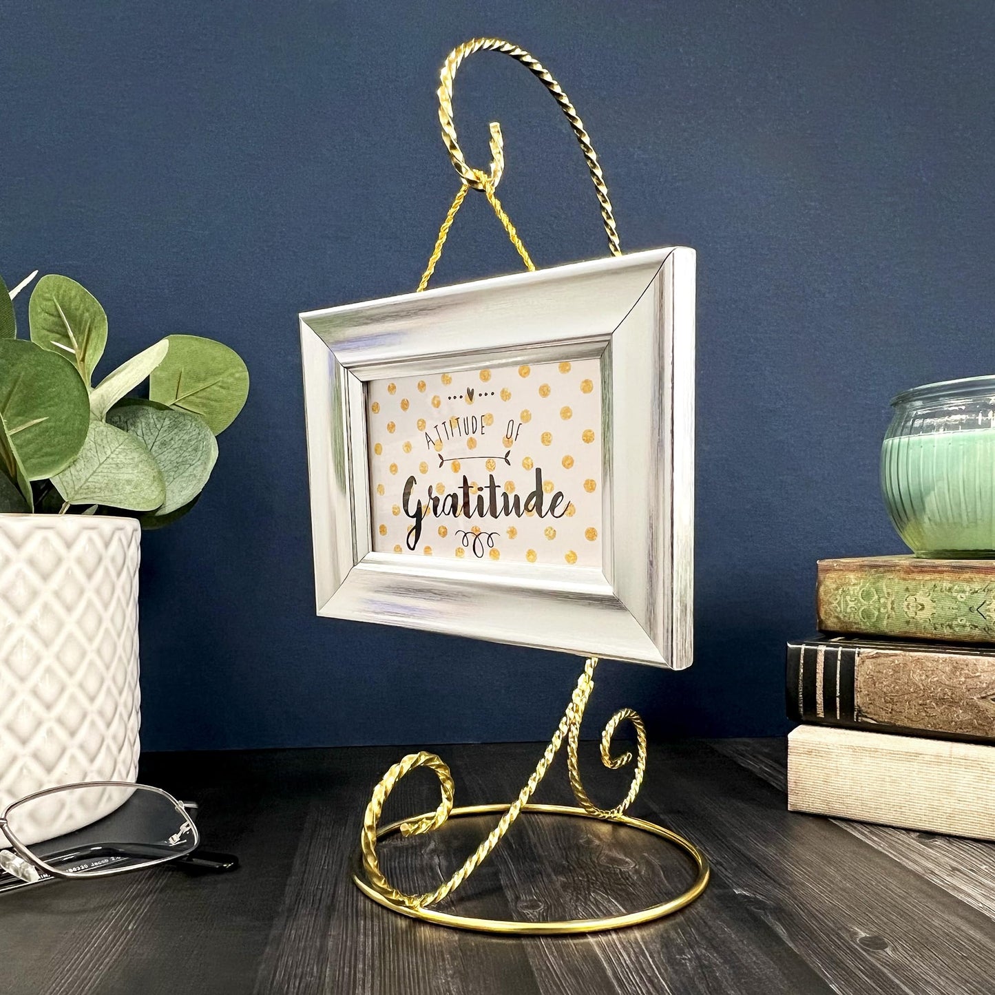 Bard's Twisted Gold-toned Ornament Stand, Medium, 9.5" H x 5.5" W x 5.5" D