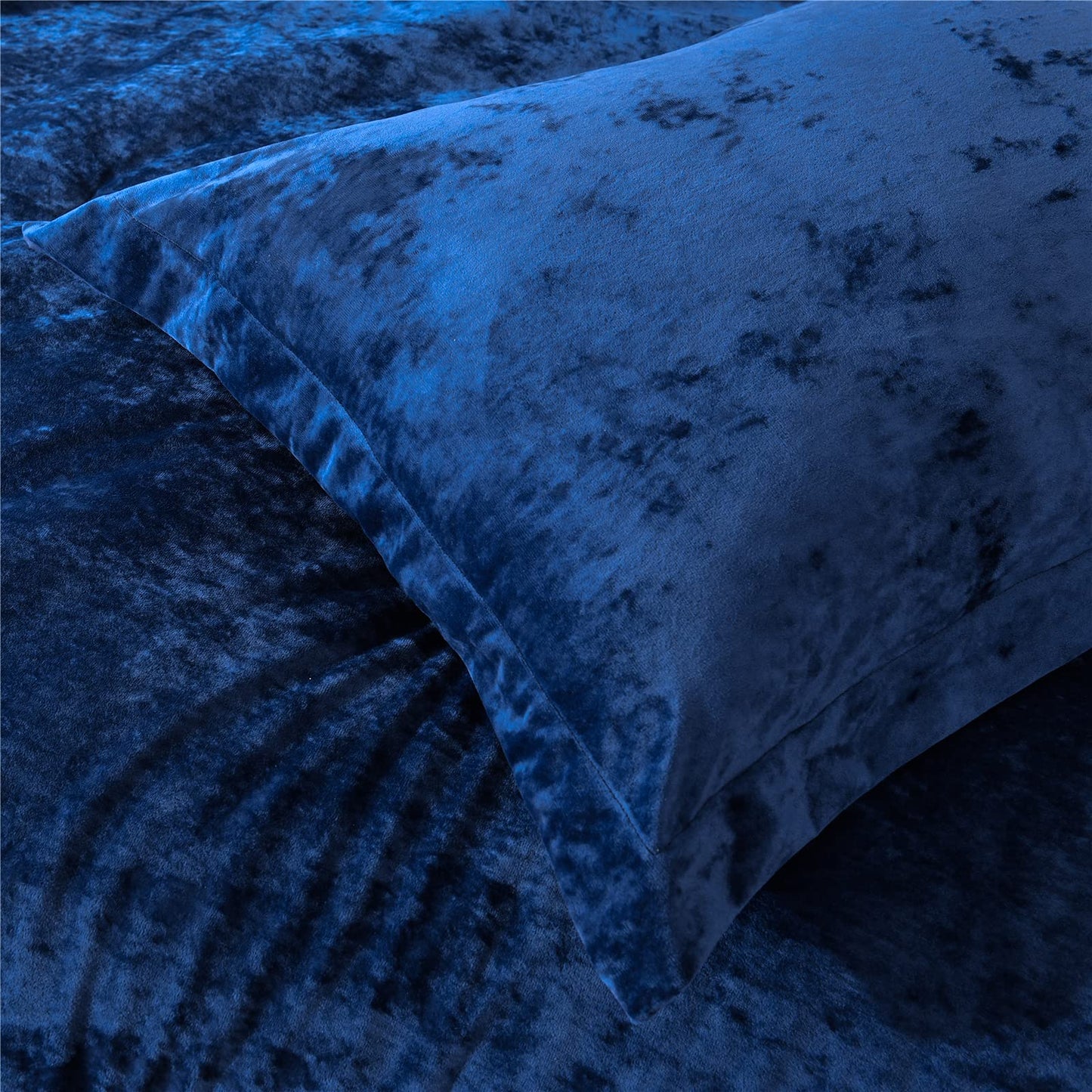 Sunshine Nicole Distressed Velvet Comforter Set, Distressed Velvet Face and Brushed Solid Microfiber Reverse, with Light Weight Soft Poly Fill, 5 Pieces Navy, King