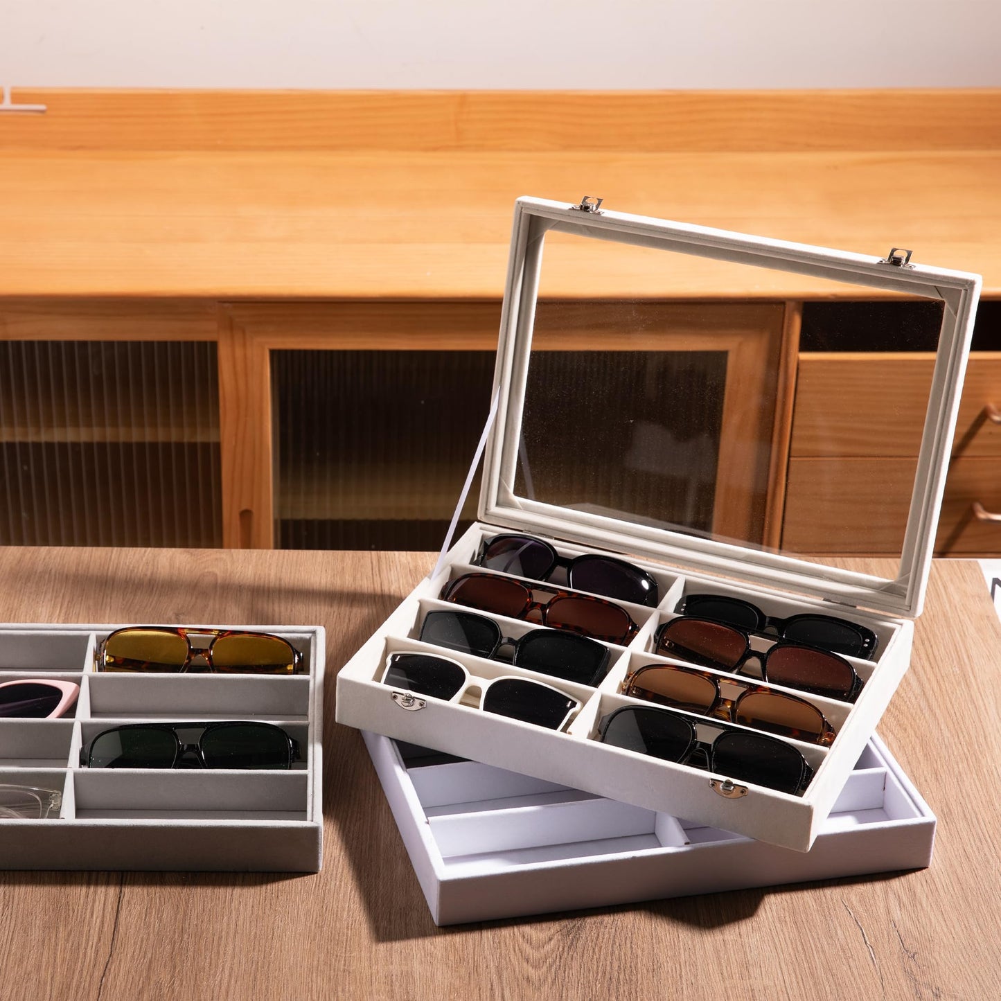 Frebeauty Sunglass Organizer,Velvet Glasses Organizer,8-Slot Sunglasses Tray with Clear Lid,Men's/Women's Sunglasses Box,Sunglass Case,13.3 x 9.6 x 2.2 Inches,Eyeglass/Eyewear Display Tray(Beige)