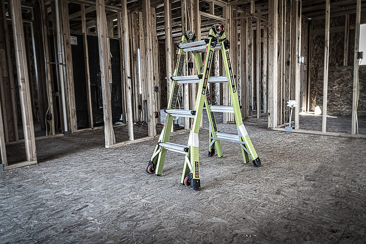Little Giant Dark Horse 2.0, 17ft Multi-Position Ladder, Fiberglass, Type 1A, 300 lbs Weight Rating, Green