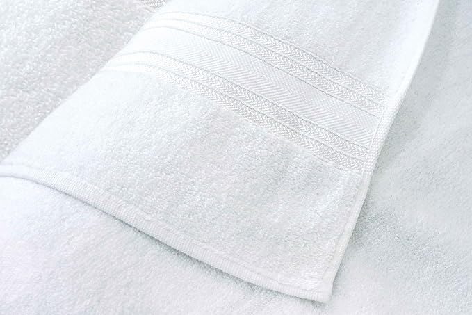 Large Bath Towels Set of 4 – 27x54 Inches – 100% Cotton – Quick Dry & Highly