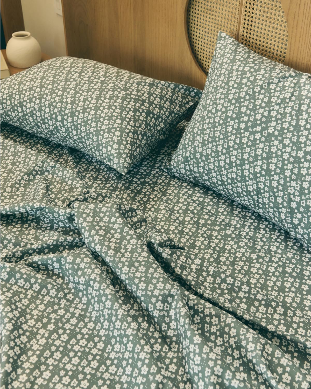 Floral Sheets - Green Floral Bed Sheet Set - 1 Flat, 1 Fitted & 1 Pillowcase w/ Deep Pockets - Comfy, Wrinkle & Fade-Free - Boho Botanical Bedding - Ultra-Soft, Breathable and Cooling - Twin Size Set