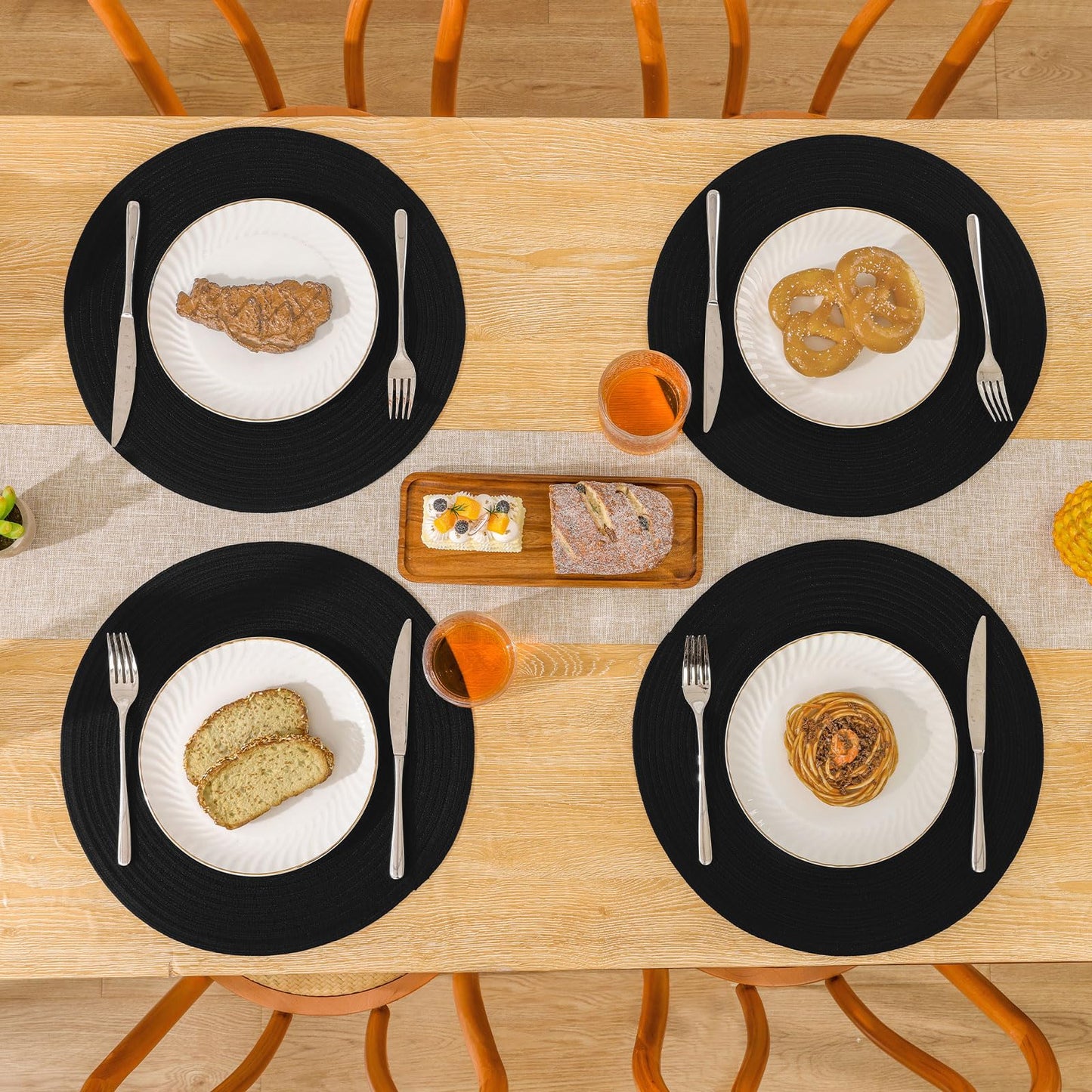 SHACOS Round Braided Placemats Set of 4 Heavy Cotton Polyester Washable Round Table Mats for Dining Tables 15 inch Non Slip Heat Resistant (Black, 4)