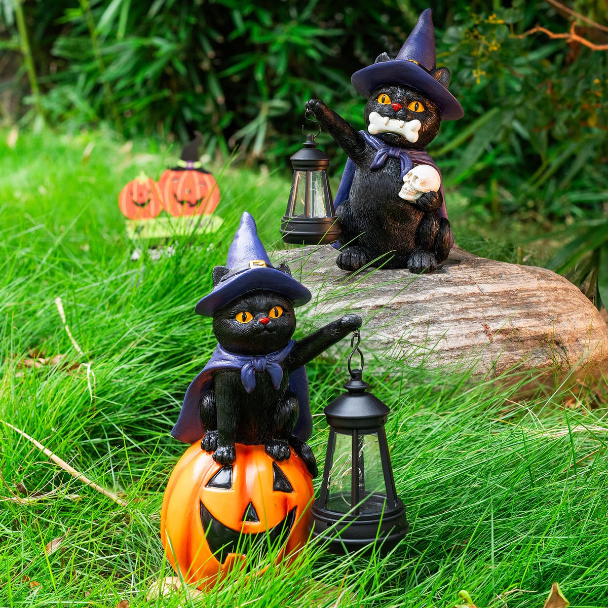 WONDHOME Halloween Black Cat Decor Spooky Solar Cat Garden Statues Holding Skull with LED Lantern Halloween Outdoor Decorations for Porch Patio Yard Lawn Holiday Gardening Gifts for Women