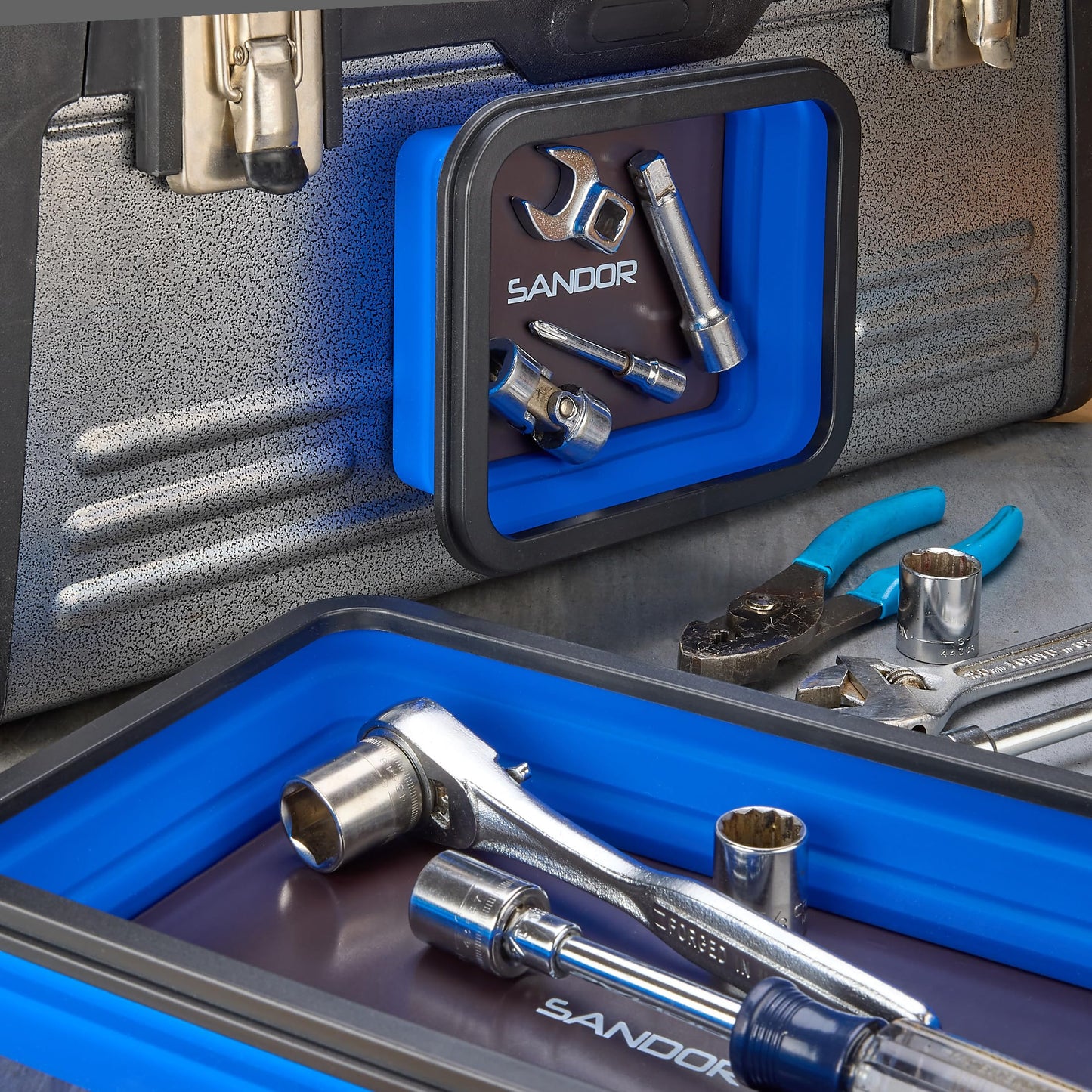 Collapsible Magnetic Parts Tray Set - 3 Different Size Tool Trays for Screw, Bolts, Nuts, Washers, Pins and Other Small Metal Parts, Mechanic Tool Gifts for Men - Blue