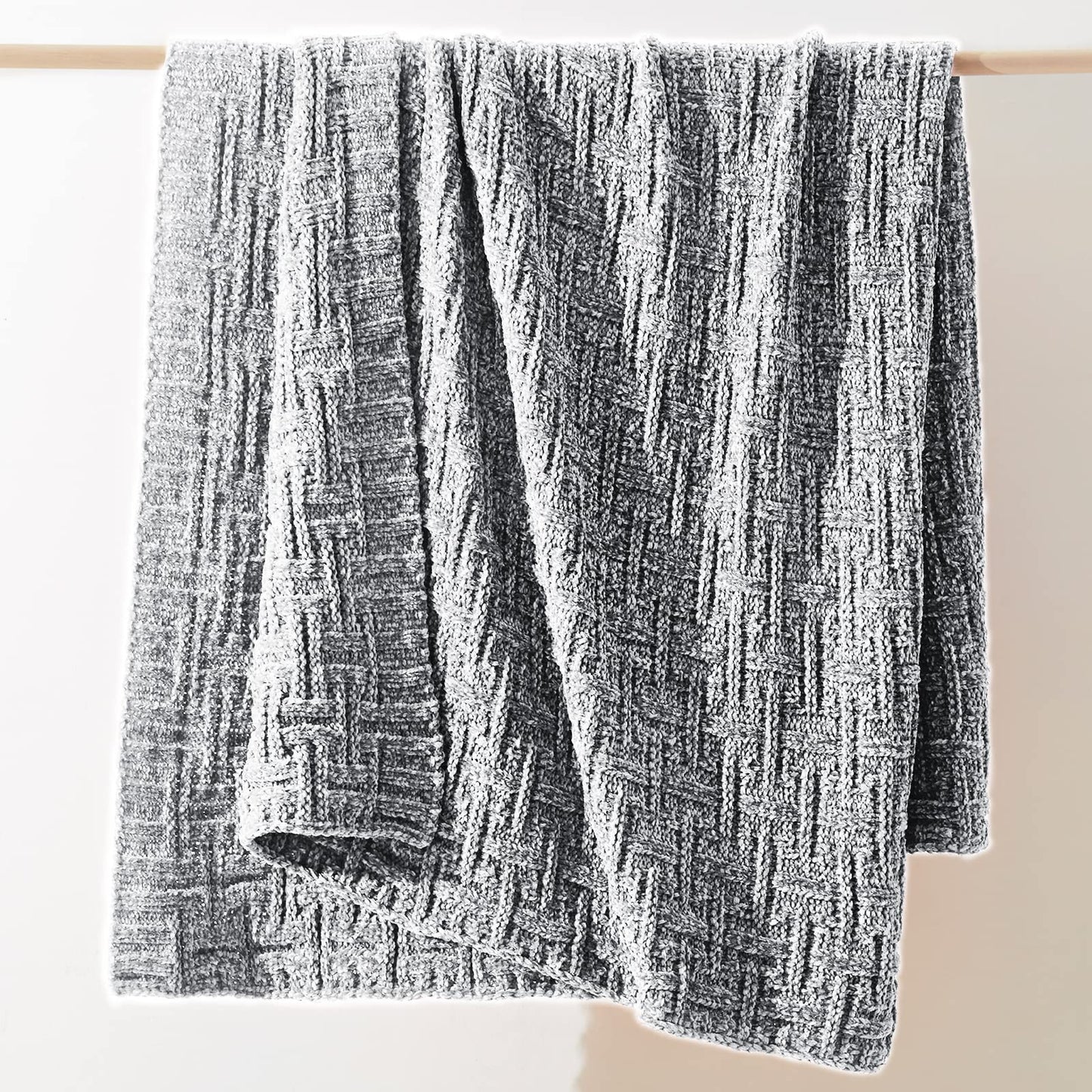RUDONG M Dark Grey Chenille Knit Throw Blanket, Cozy Soft Cable Knitted Blankets, Warm Chenille Knitted Blanket for All Seasons, Textured Fluffy Throw Blanket for Couch, Bed, Sofa, 50"x 60"