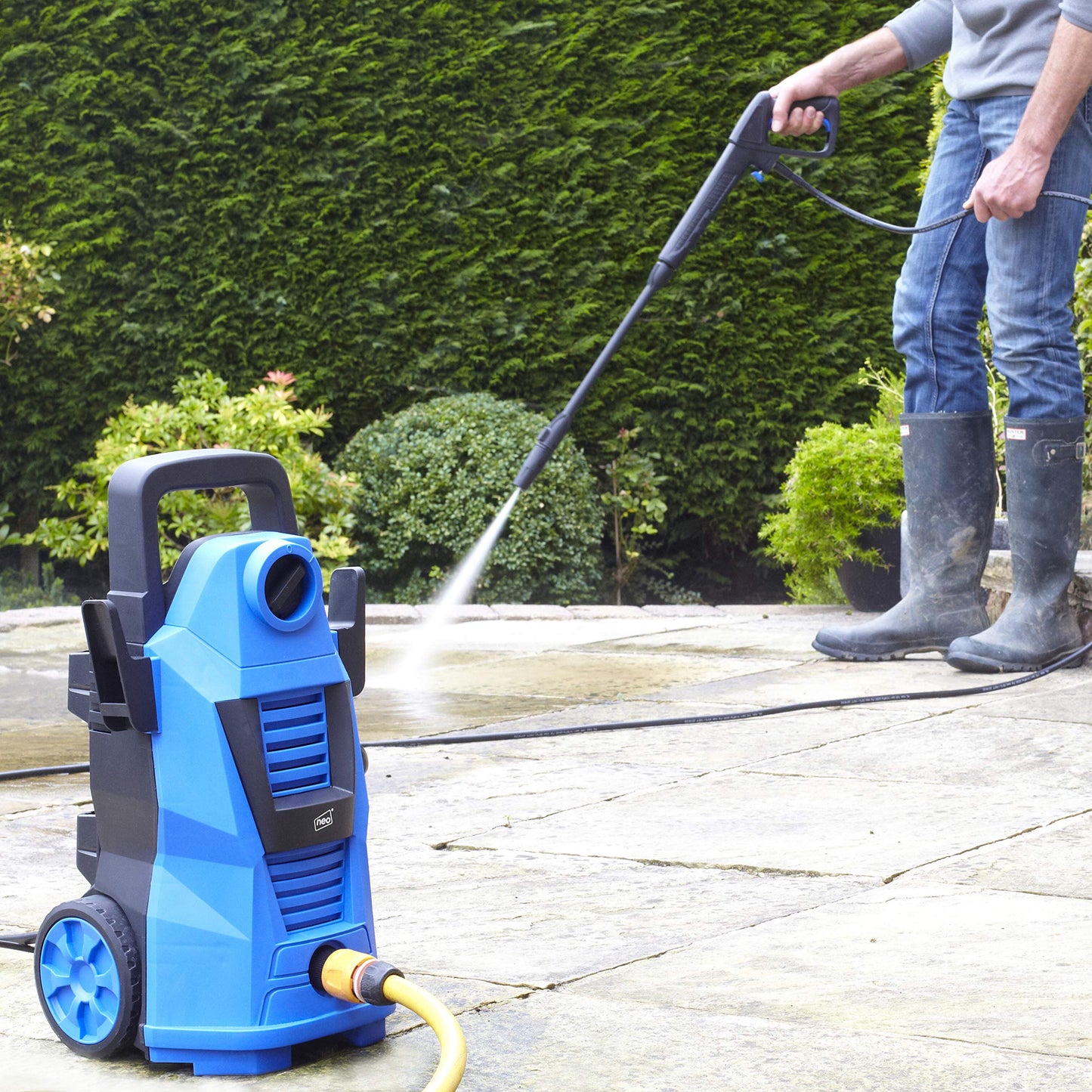 Neo® Electric High Pressure Washer 110 Bar High Power Jet Water Patio Car Cleaner with Foam Tank and Brush Included
