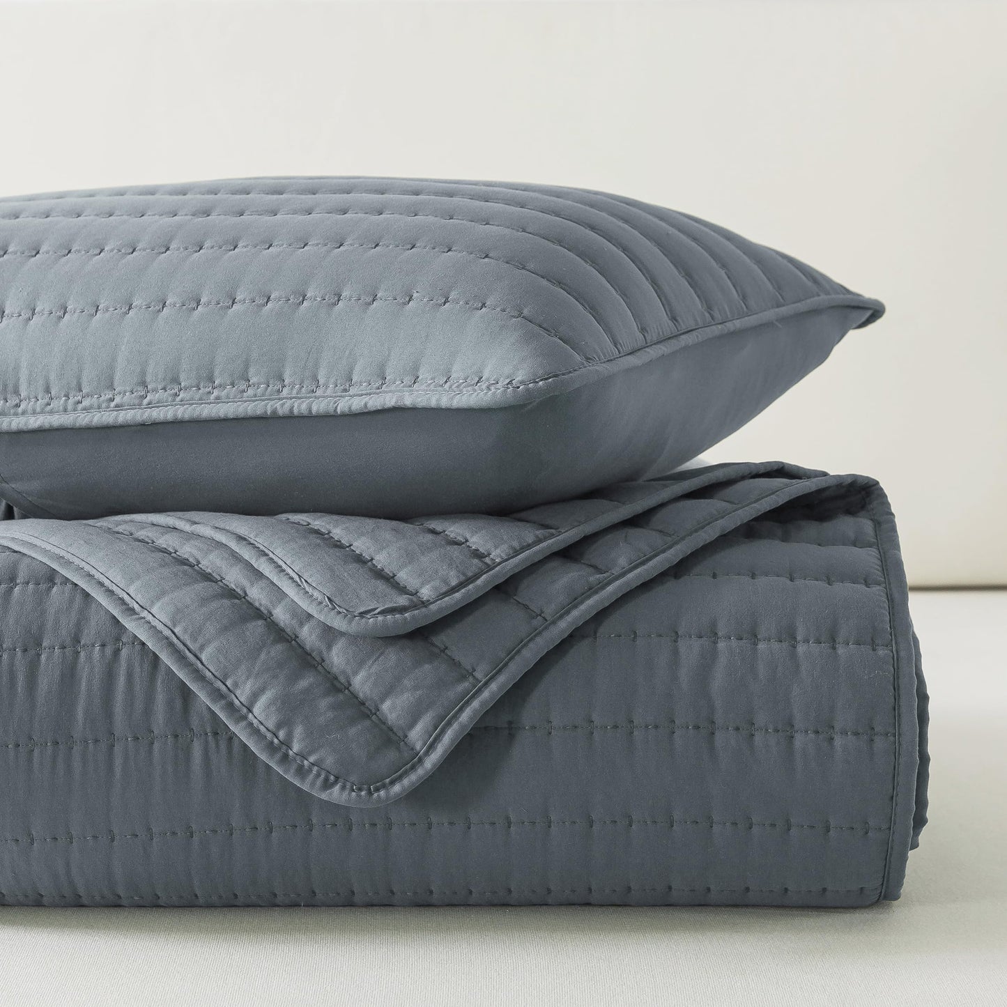 ROARINGWILD Blue King Size Quilt Bedding Sets with 2 Pillow Shams, Lightweight Soft Bedspread Coverlet, Quilted Blanket Thin Comforter Bed Cover for All Season, 3 Pieces, 104x90 inches