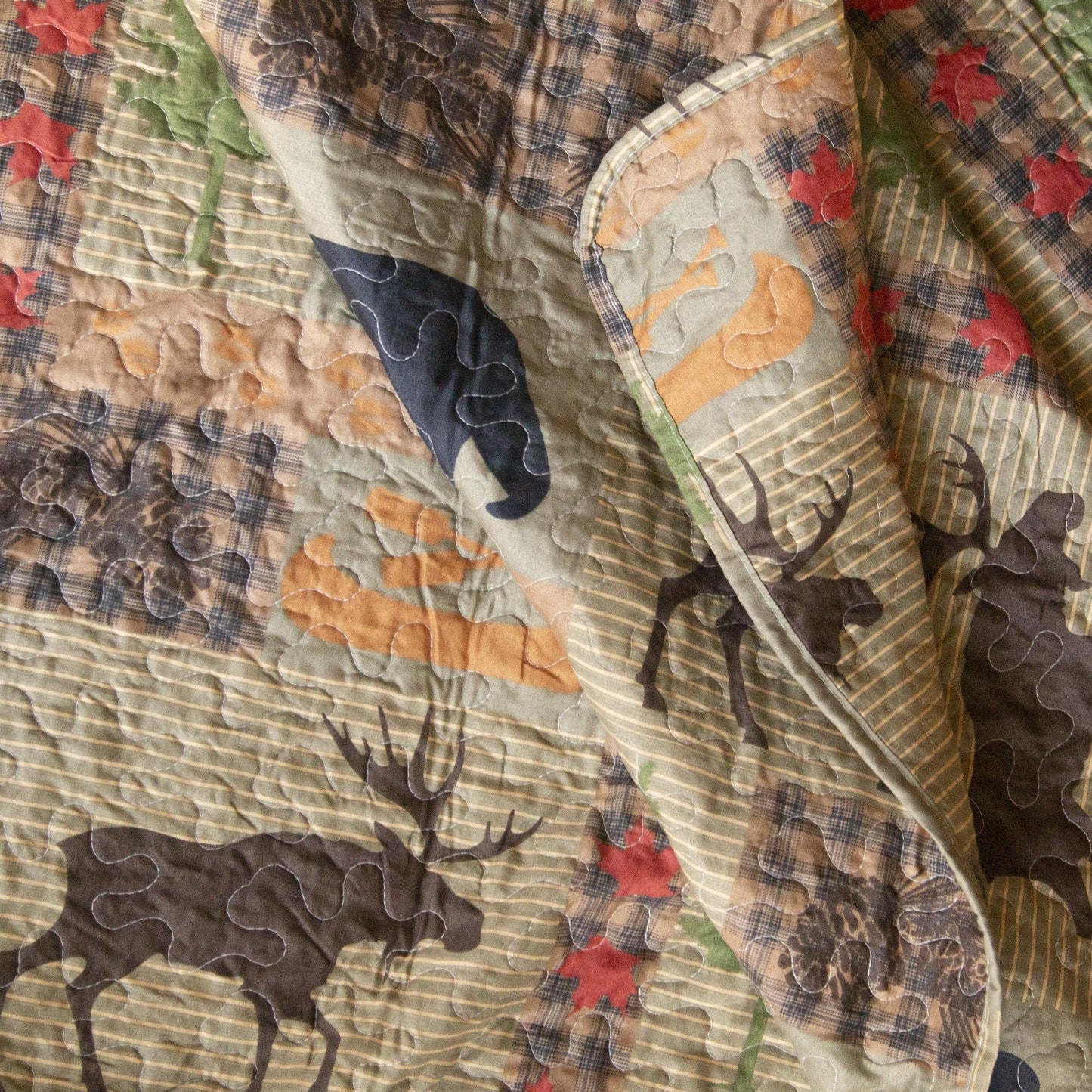 Carstens Rustic Cabin Country Bedding Set, 3-Piece Microfiber Quilt, Rustic Lake Country, King
