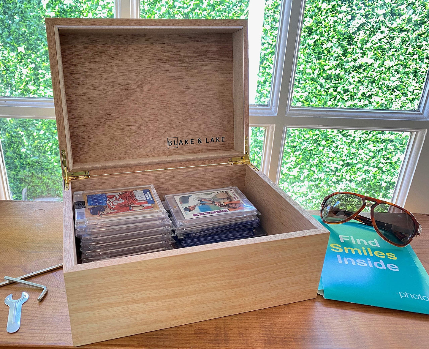 Blake & Lake Wooden Keepsake Box with Lid - Blonde Catchall Wood Storage Box - Treasure and Gift Box for Home - Decorative boxes with hinged lid - Large Oak Boxes (White Oak)