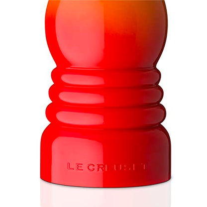 Le Creuset Classic Adjustable Pepper Mill Grinder, Chip-resistant ABS Plastic, Anti-Corrosion, 40g, 21 cm, Volcanic, 96001900090000