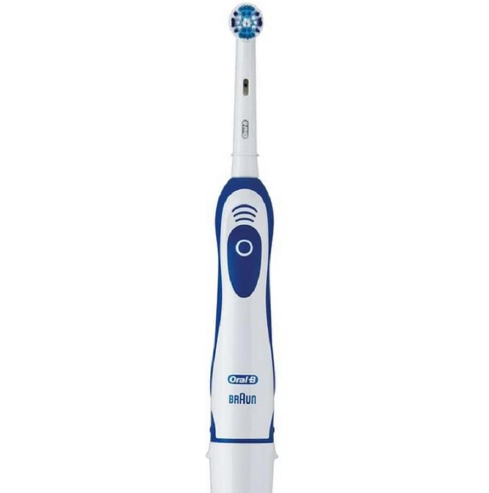 Oral-B Advance Power Electric Toothbrush, 1 Toothbrush Head With Indicator Bristles, Excess Plaque Remover, Battery Powered With 2 Batteries, Blue/White